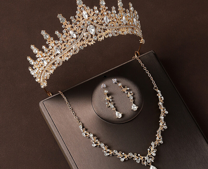 Vintage Gold Jewelry
