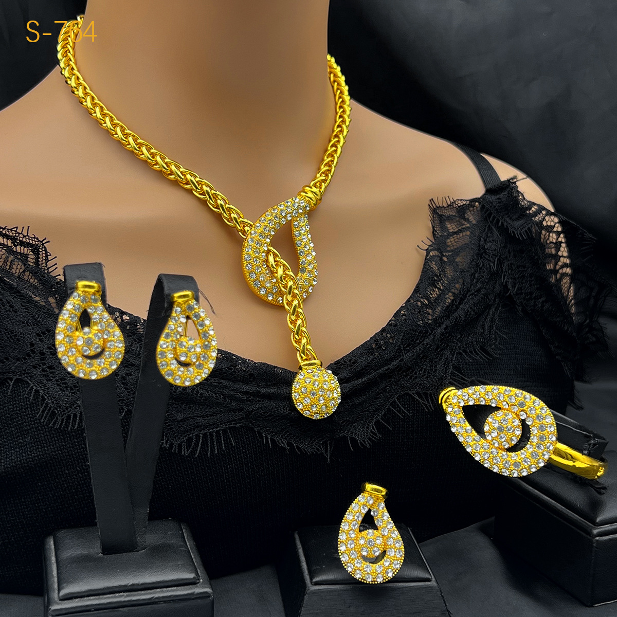 Best-selling Dubai Bride 24k